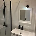 別荘 Petite Maison A 150m De La ノートル・ダム・ド・モン