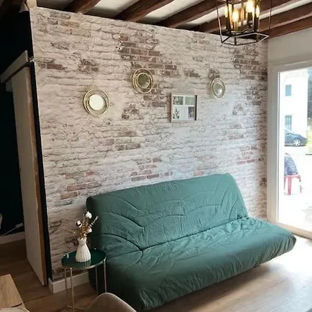 Petite Maison A 150m De La * Нотр-Дам-де-Мон